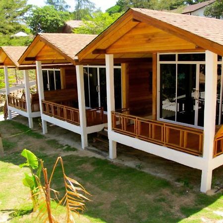 Pitiusas Beach Resort Koh Lipe Ngoại thất bức ảnh